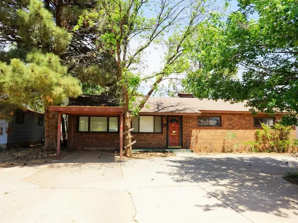 1421 E Cardwell St, Brownfield, TX 79316