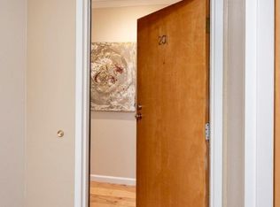 1115 Continentals Way APT 201, Belmont, CA 94002