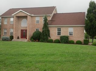 100 Renaissance Woods Ct, Xenia, OH 45385