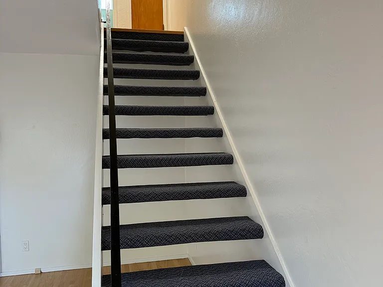1456 Hopkins St — Photo 9
