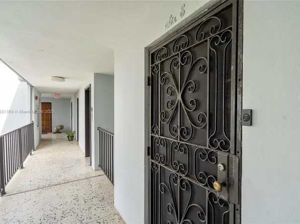 7899 NE Bayshore Ct APT 6E, Miami, FL 33138