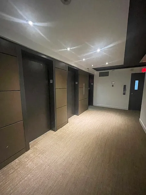 1 bed, 550 sqft, $2,400 — Photo 3