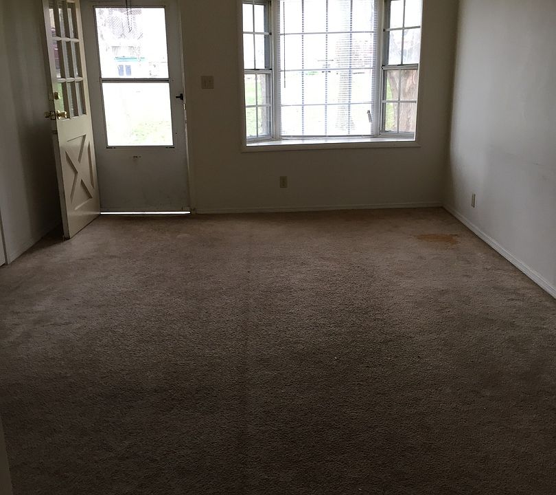 1st image of 1009 E Jackson St #A
