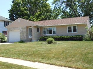 1111 Ruth St, Watertown, WI 53094