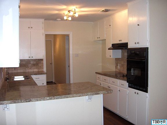4th image of 506 S College Ave