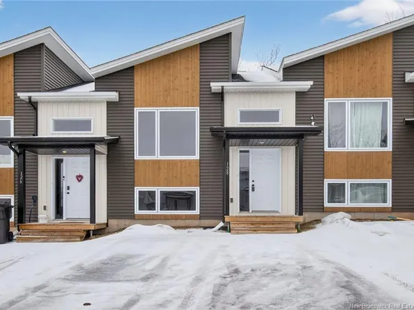128 Donat, Dieppe, NB E1A 9L5