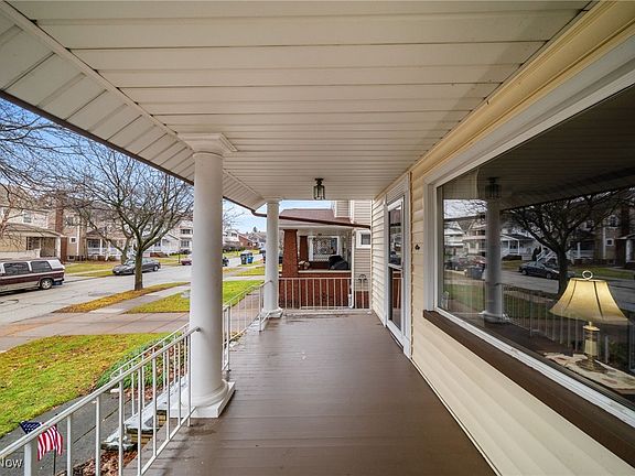 5th image of 2076 Elbur Ave