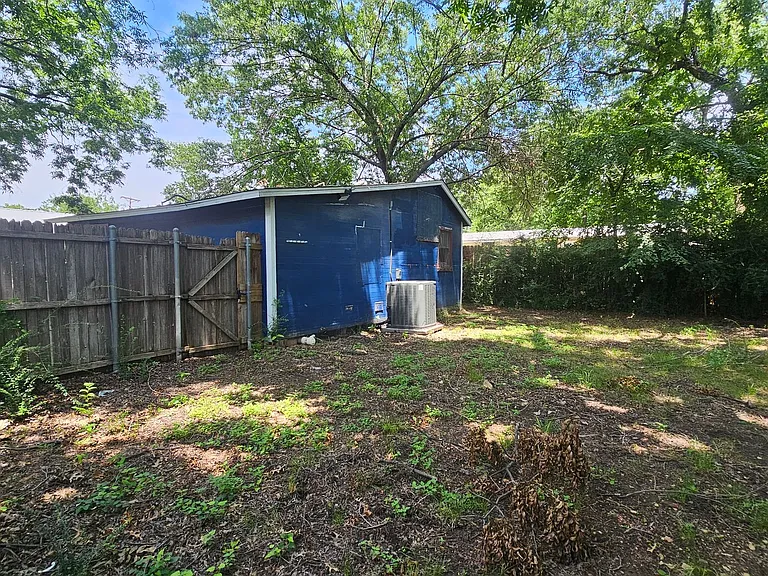 620 Uland St — Photo 20