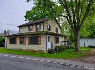189 W Maple Grove Rd, Denver, PA 17517