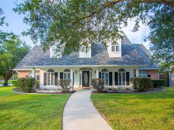 108 Lake Ridge Dr, La Place, LA 70068