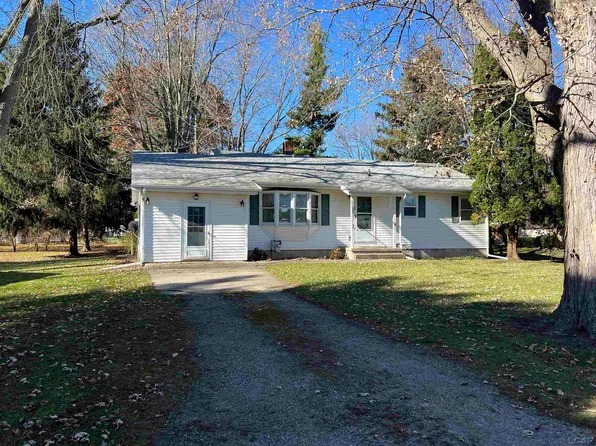 135 N Washington St, Morenci, MI 49256