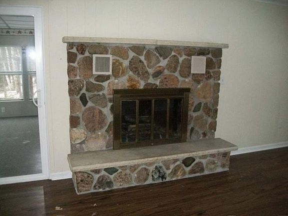 3rd image of 14327 Lower Sugarbush Ln