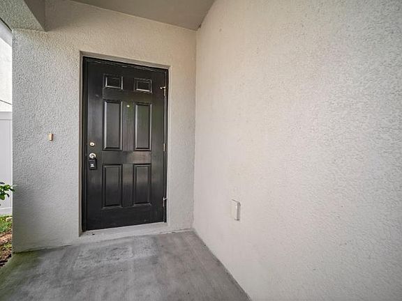 3rd image of 4004 Cat Mint St