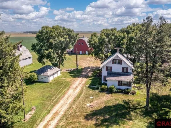 41264 40th St, Elmore, MN 56027