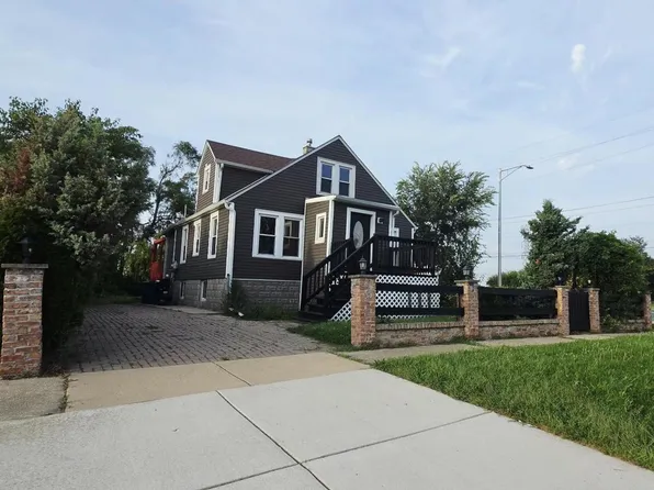7000 W 71st Pl, Chicago, IL 60638