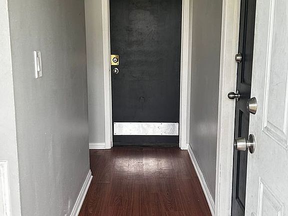 2nd image of 8907-09 W Hampton Ave #8907