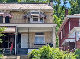 1014 Blackadore St, Pittsburgh, PA 15221