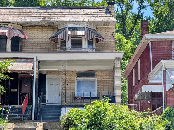 1014 Blackadore St, Pittsburgh, PA 15221