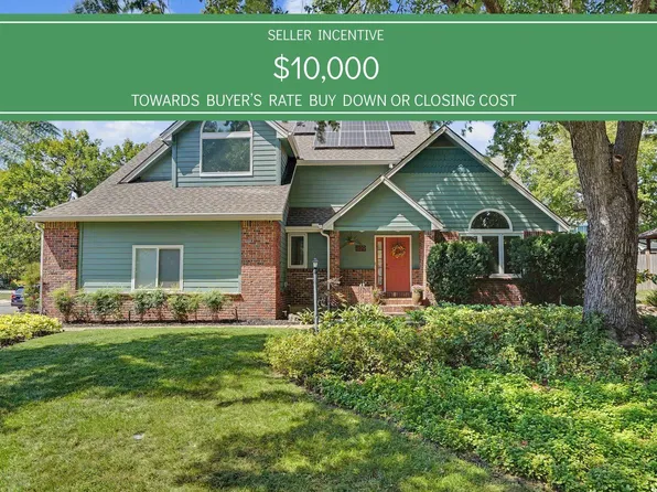 1129 Parkside Cir, Lawrence, KS 66049