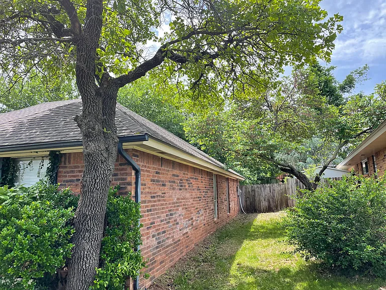 1412 Cedar Ridge Rd — Photo 23