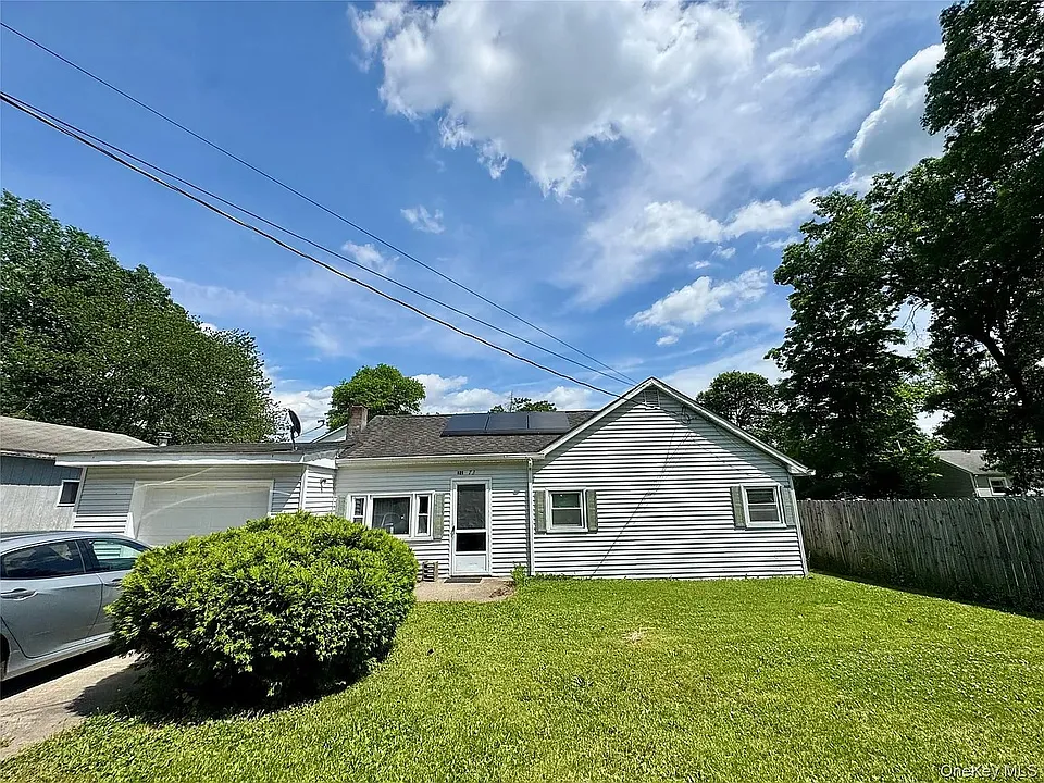 121 Brookline Ave
