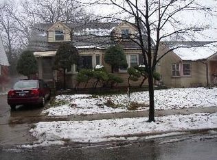 583 S Edgewood Ave, Elmhurst, IL 60126