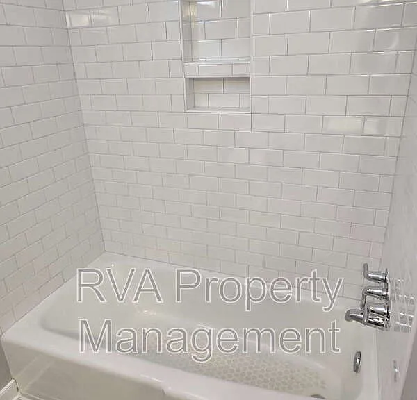 4476 Country Walk Ln — Photo 15