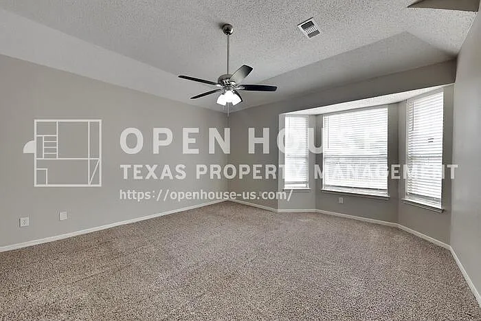 906 Carnegie Ct — Photo 11