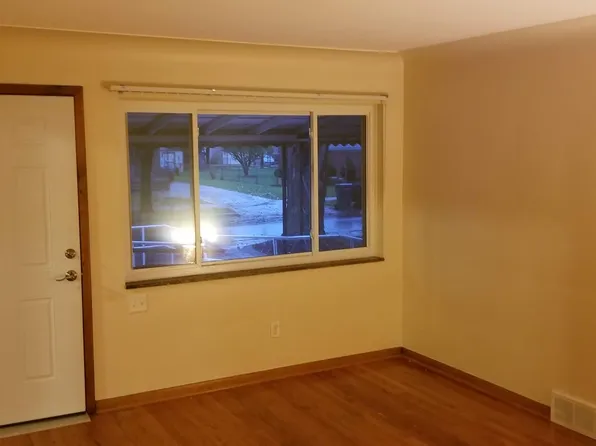 (undisclosed Address), Dearborn, MI 48126