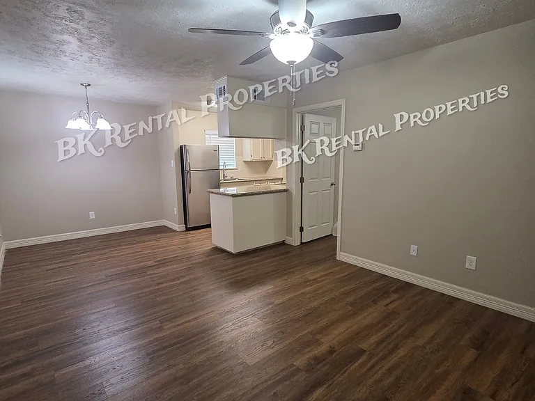 1438 Hayes Rd — Photo 7