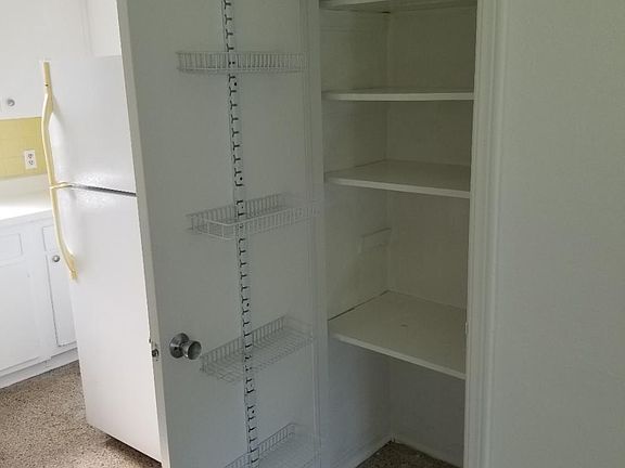 5th image of 920 NE 120th St
