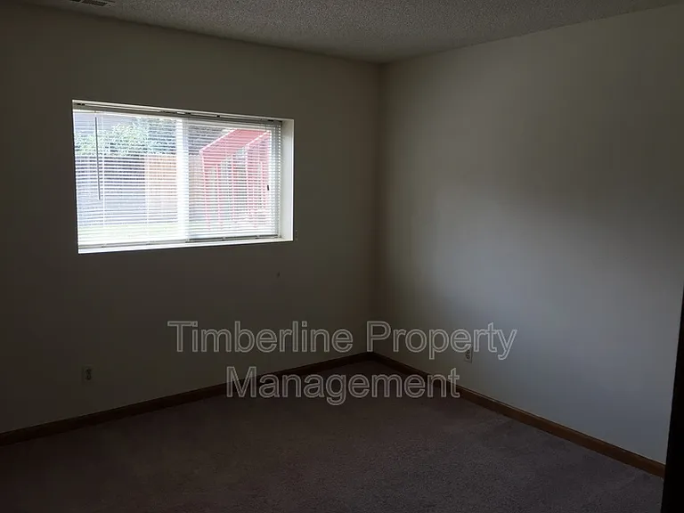 8749 Bellcove Cir — Photo 11
