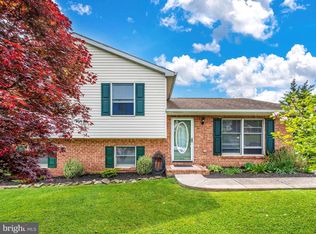 65 Amanda Dr, Smithsburg, MD