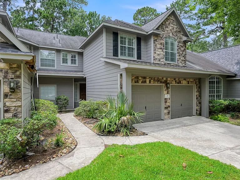 23 Alderon Woods Pl — Photo 1
