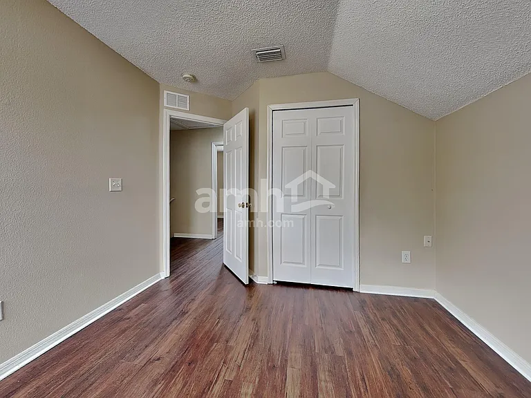 28721 Seashell Ct — Photo 18