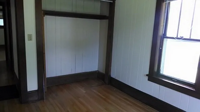 3 bed, $1,470 — Photo 2