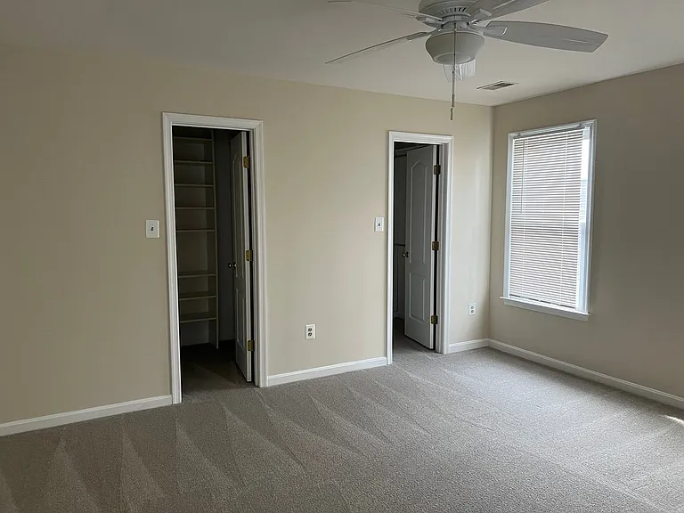 9425 Spruce Tree Cir — Photo 28