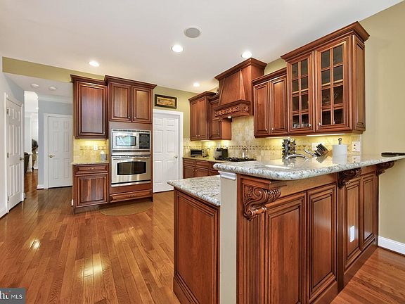 5th image of 40 Sagewood Dr #162