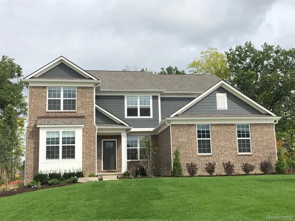 22274 Hilda Ln, Lyon Township, MI 48178