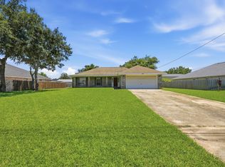 2030 Hawthorne Dr, Navarre, FL 32566