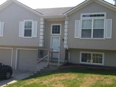 103 Echo Rdg, Buckner, MO, 64016