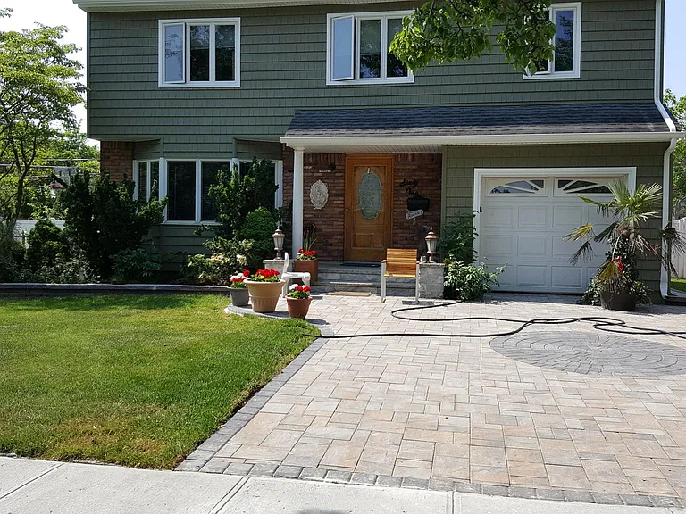 61 Rhodes Dr — Photo 4