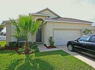 2718 Abbey Grove Dr, Valrico, FL 33594