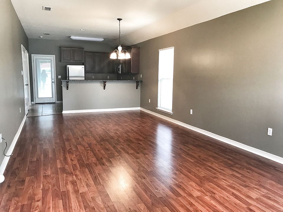 1st image of 13704 Churchwood Dr