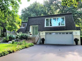 9495 Clubhouse Rd, Eden Prairie, MN 55347