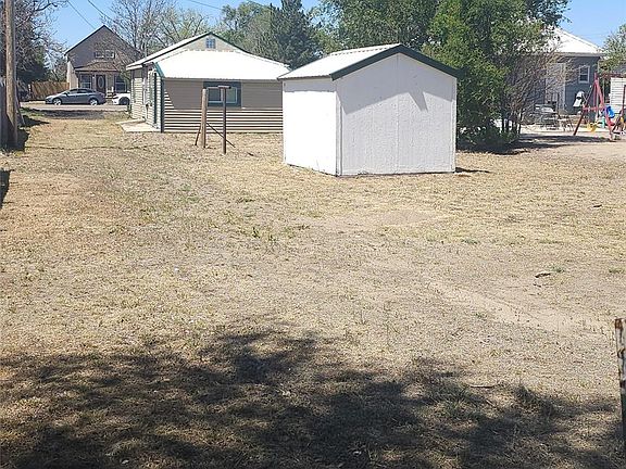 4th image of 1030 Meeker Street