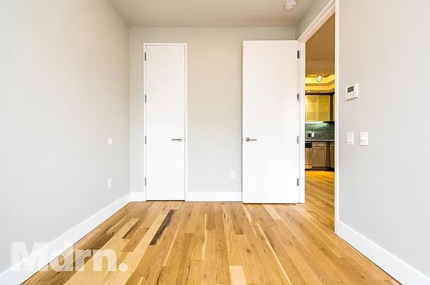 Rented by Mdrn Residential | media 29