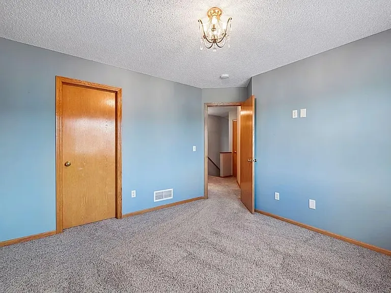 1003 Heather Ln #1 — Photo 10