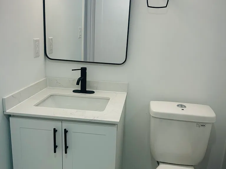 40 Westaway Pl #LOWER — Photo 8