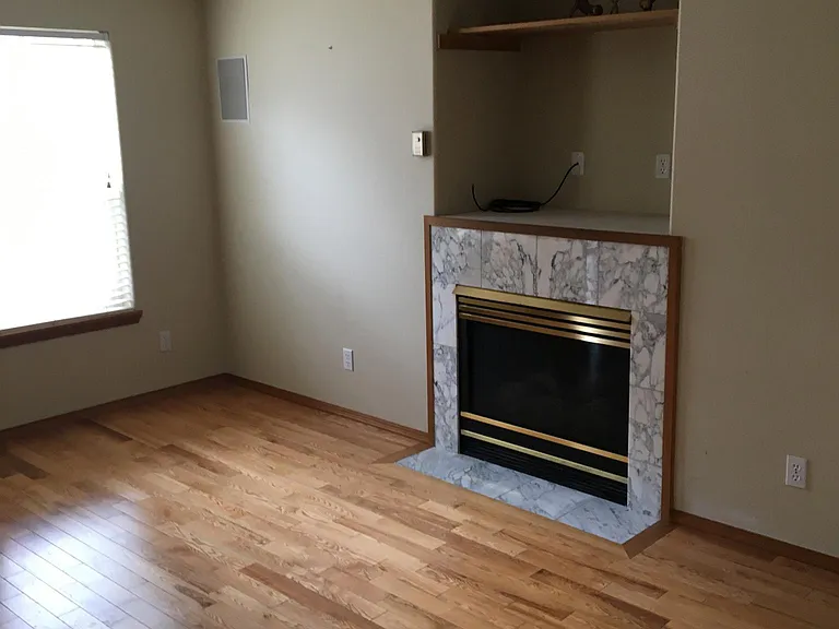 1252 NE Providence Dr — Photo 26